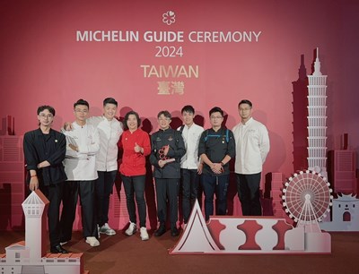 Group photo of chefs from Taichung at the MICHELIN Guide Ceremony Taiwan