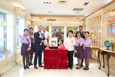 Representative David Steinke Becomes a One-Day Tour Guide to Showcase  Taichung Shopping Festival_0