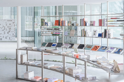 Pon Ding - Green Museumbrary Store is established as a bookstore centered on curated publications.
Photographer: Lin You-ren