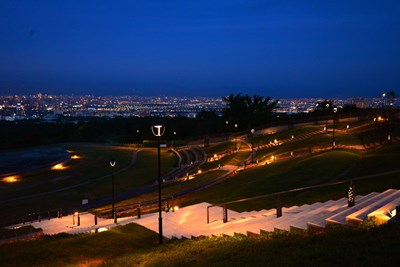 Wanggaoliao Night View Park – Optimizing traffic flow based on existing terrain complemented by lighting design